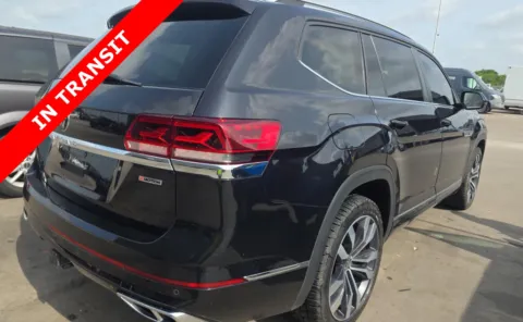 More photos of 2021 Volkswagen Atlas 3.6L V6 SEL R-Line at Auto Boutique Texas, TX