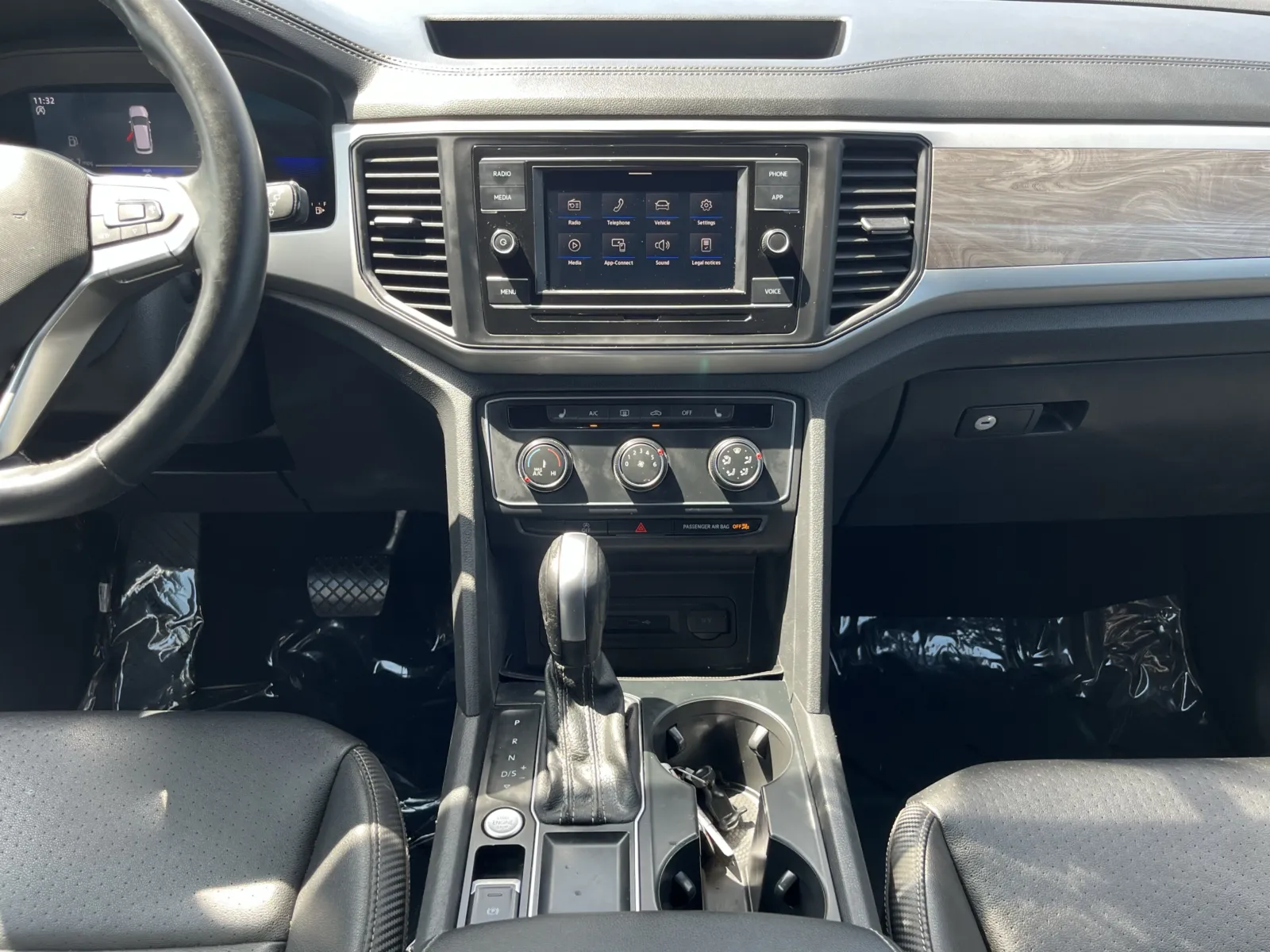 Volkswagen Atlas Cross Sport photo 22