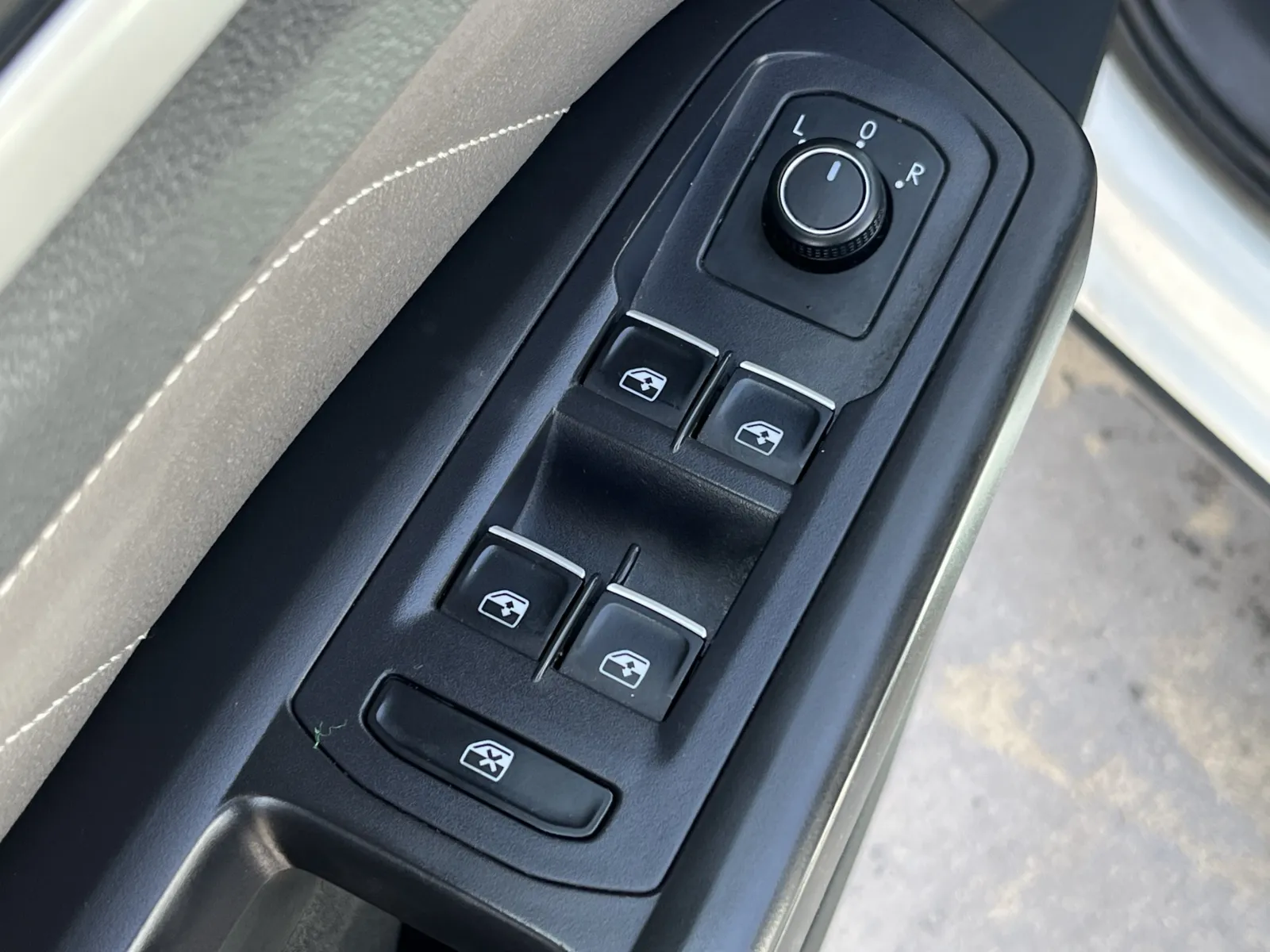 Volkswagen Atlas Cross Sport photo 23