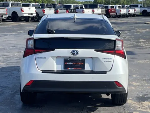 More photos of 2022 Toyota Prius Limited at Auto Boutique Texas, TX