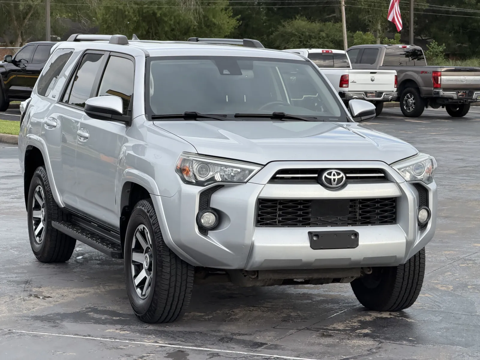 Toyota 4Runner photo 2