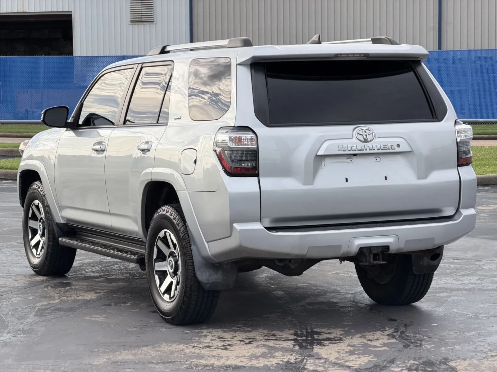 Toyota 4Runner photo 7