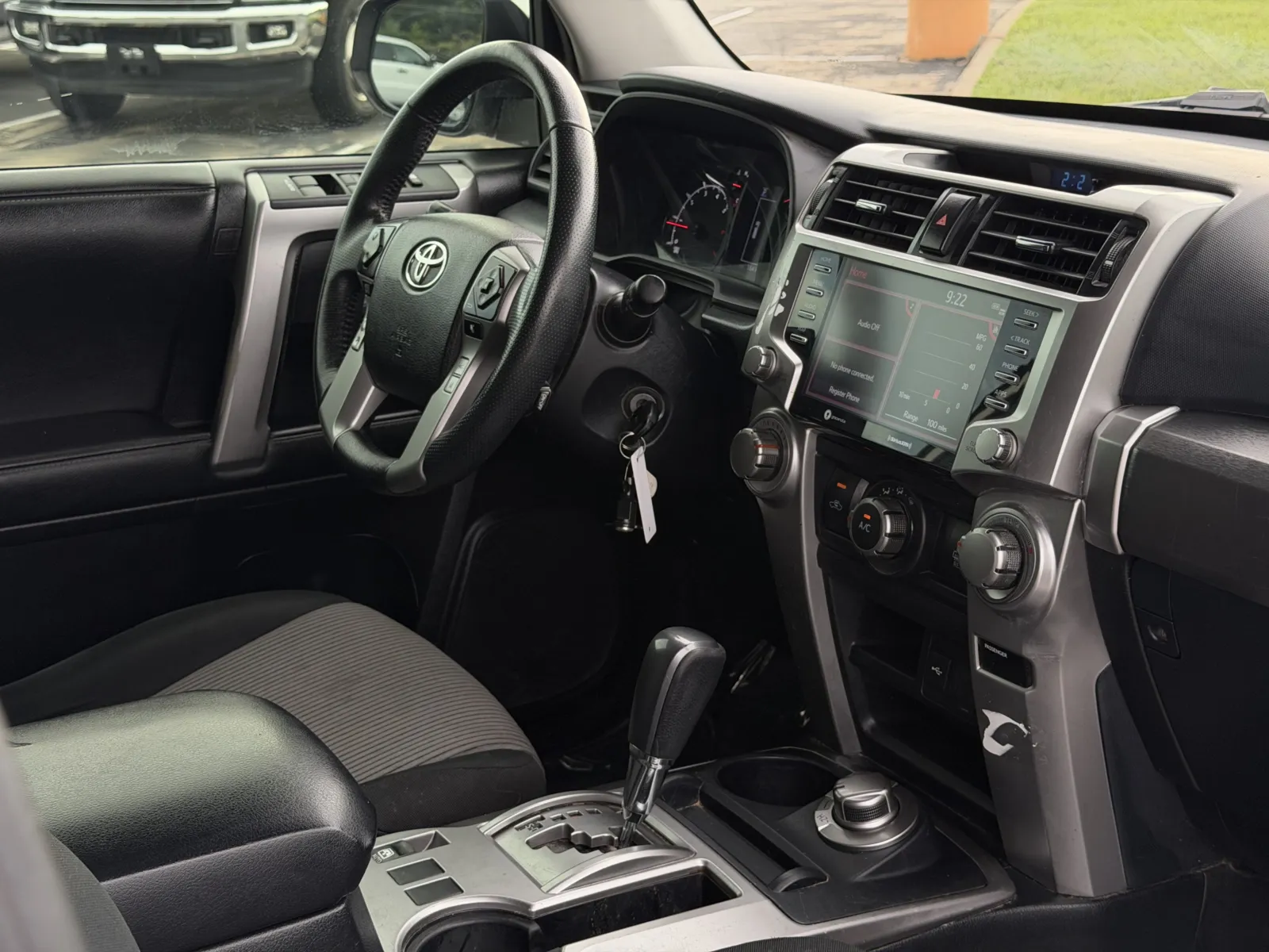 Toyota 4Runner photo 10