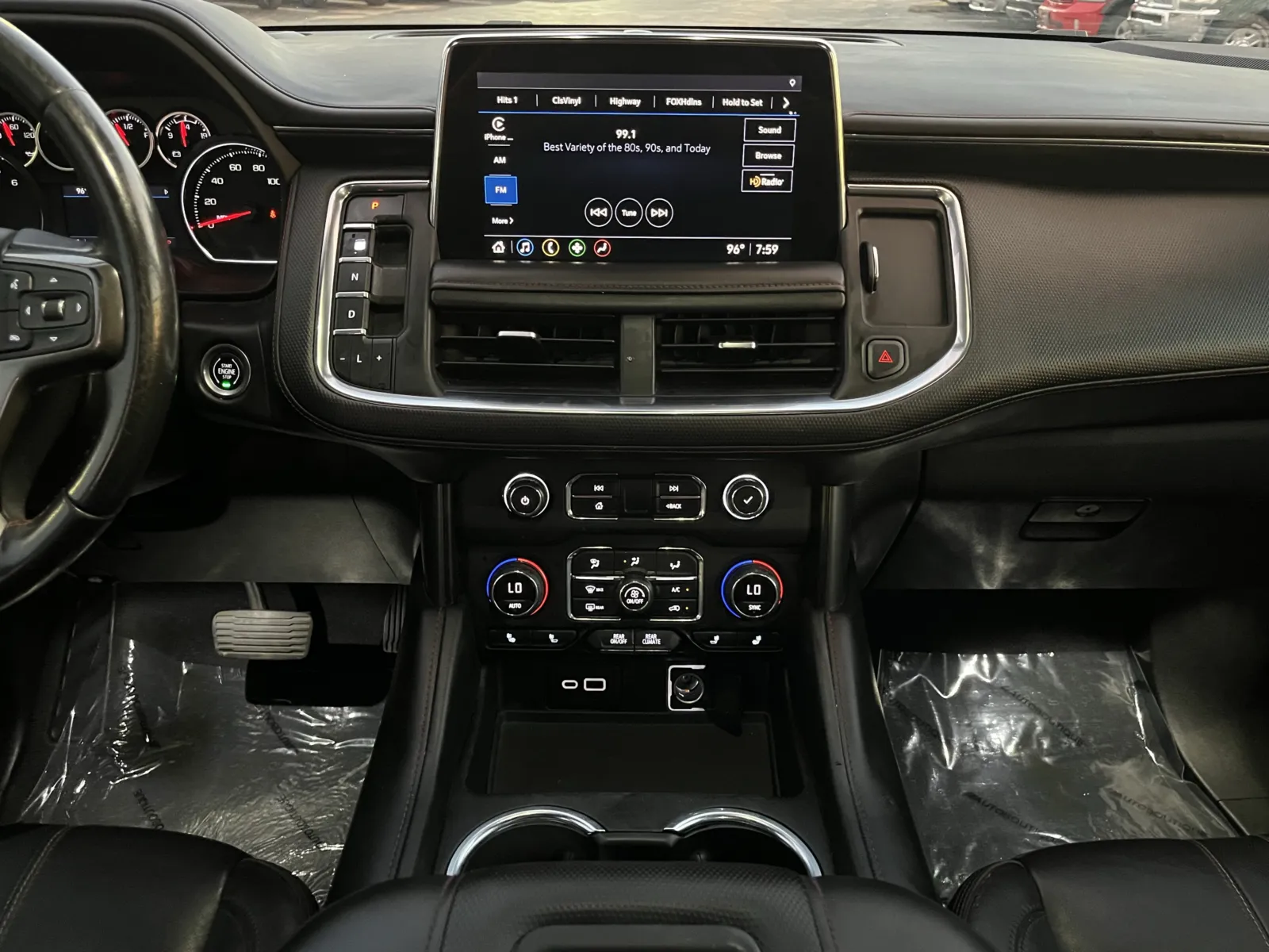 Chevrolet Tahoe photo 22
