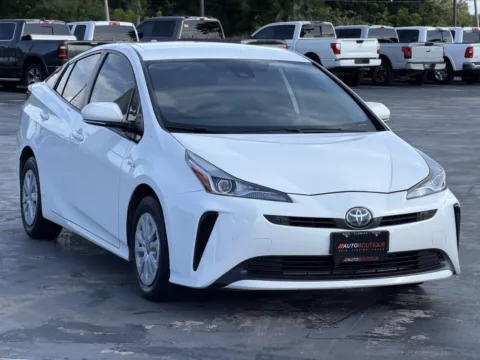 Photos of 2020 Toyota Prius LE for sale in Alvin, TX at Auto Boutique Texas