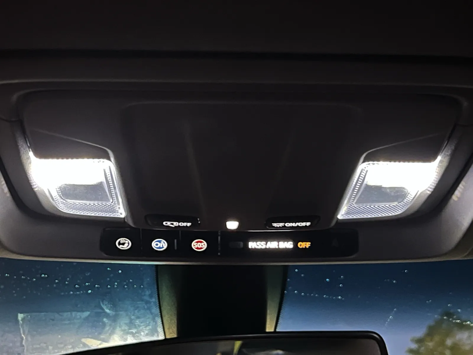 Chevrolet Silverado photo 19