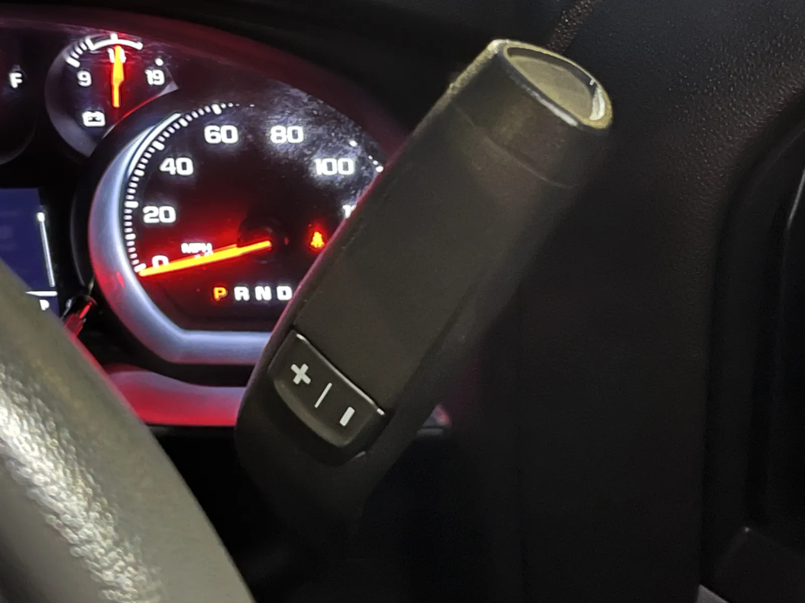 Chevrolet Silverado photo 18