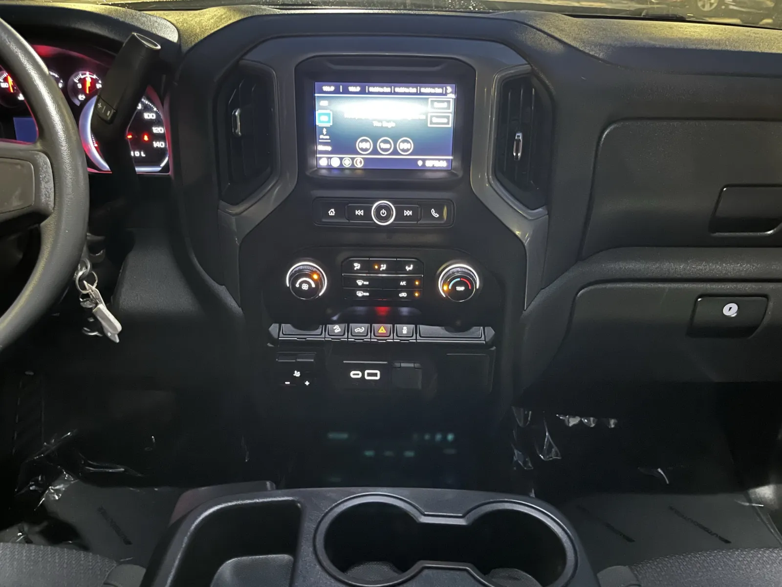 Chevrolet Silverado photo 20