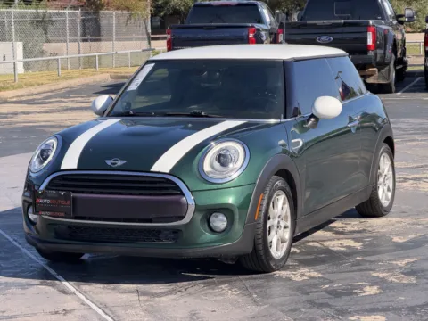 Another view of 2018 MINI Hardtop 2 Door Cooper for sale in Alvin, TX at Auto Boutique Texas