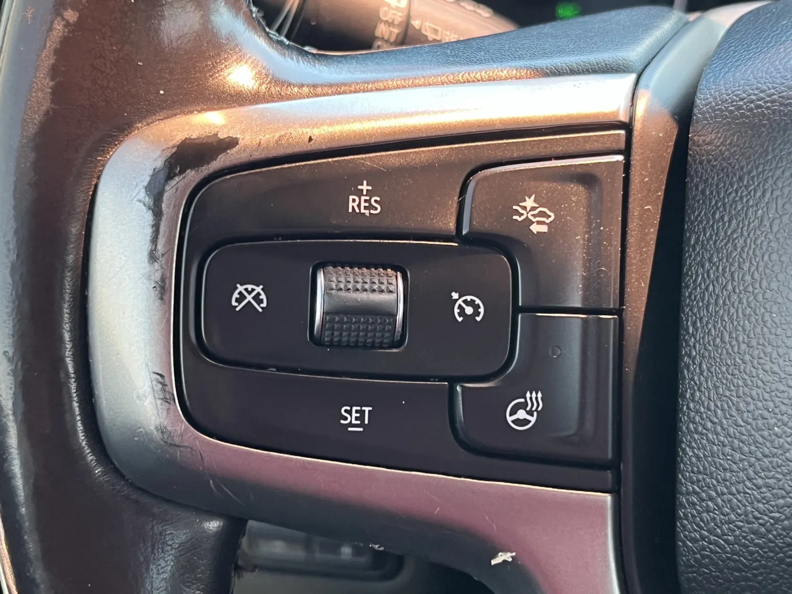 Chevrolet Tahoe photo 21
