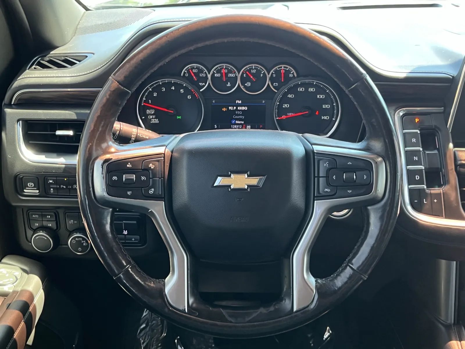Chevrolet Tahoe photo 20
