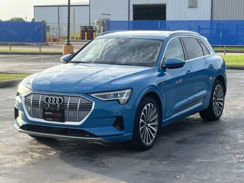 Another view of 2019 Audi e-tron Prestige for sale in Alvin, TX at Auto Boutique Texas