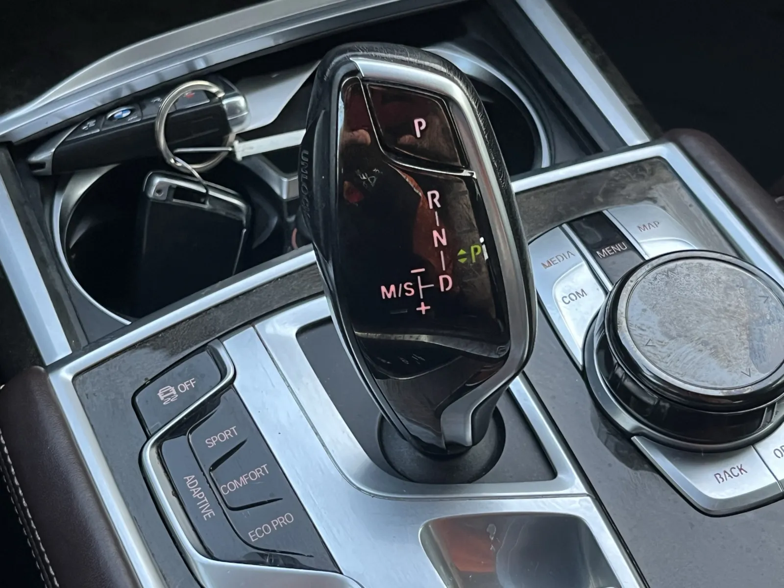 BMW 7 Series photo 18