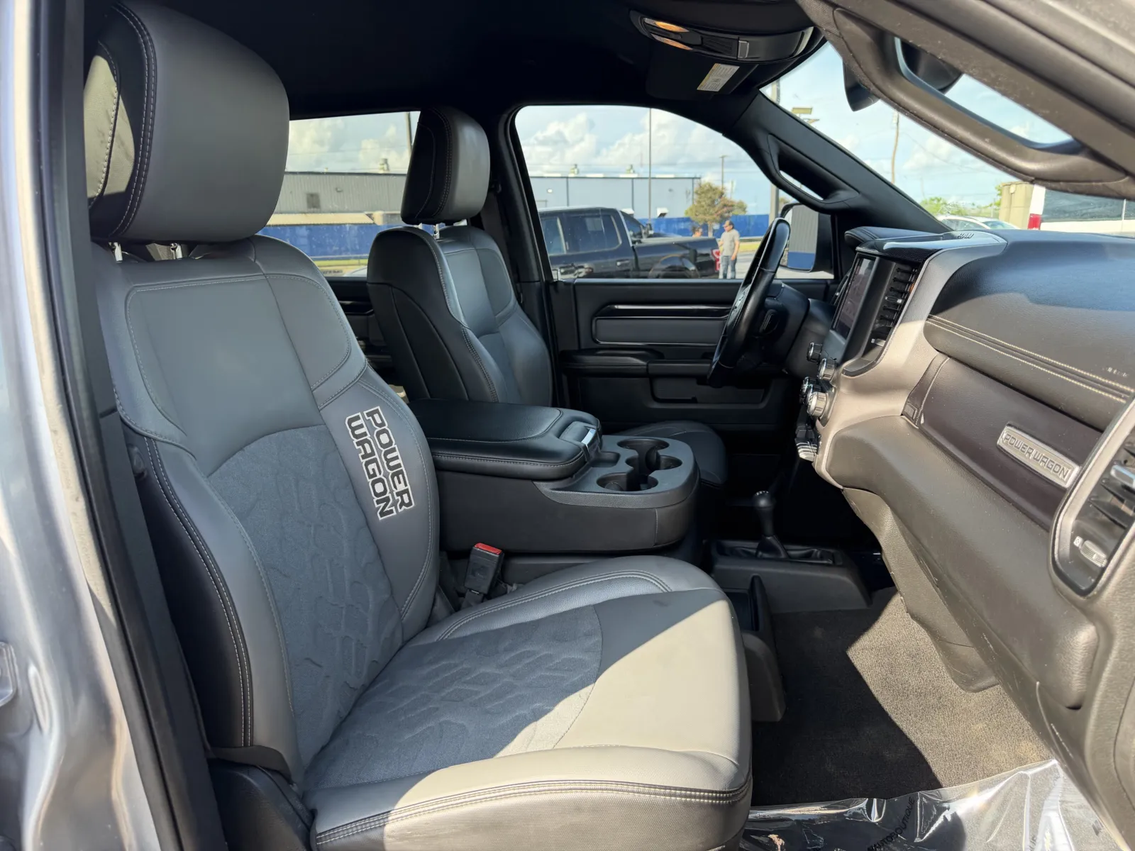 Ram 2500 photo 23