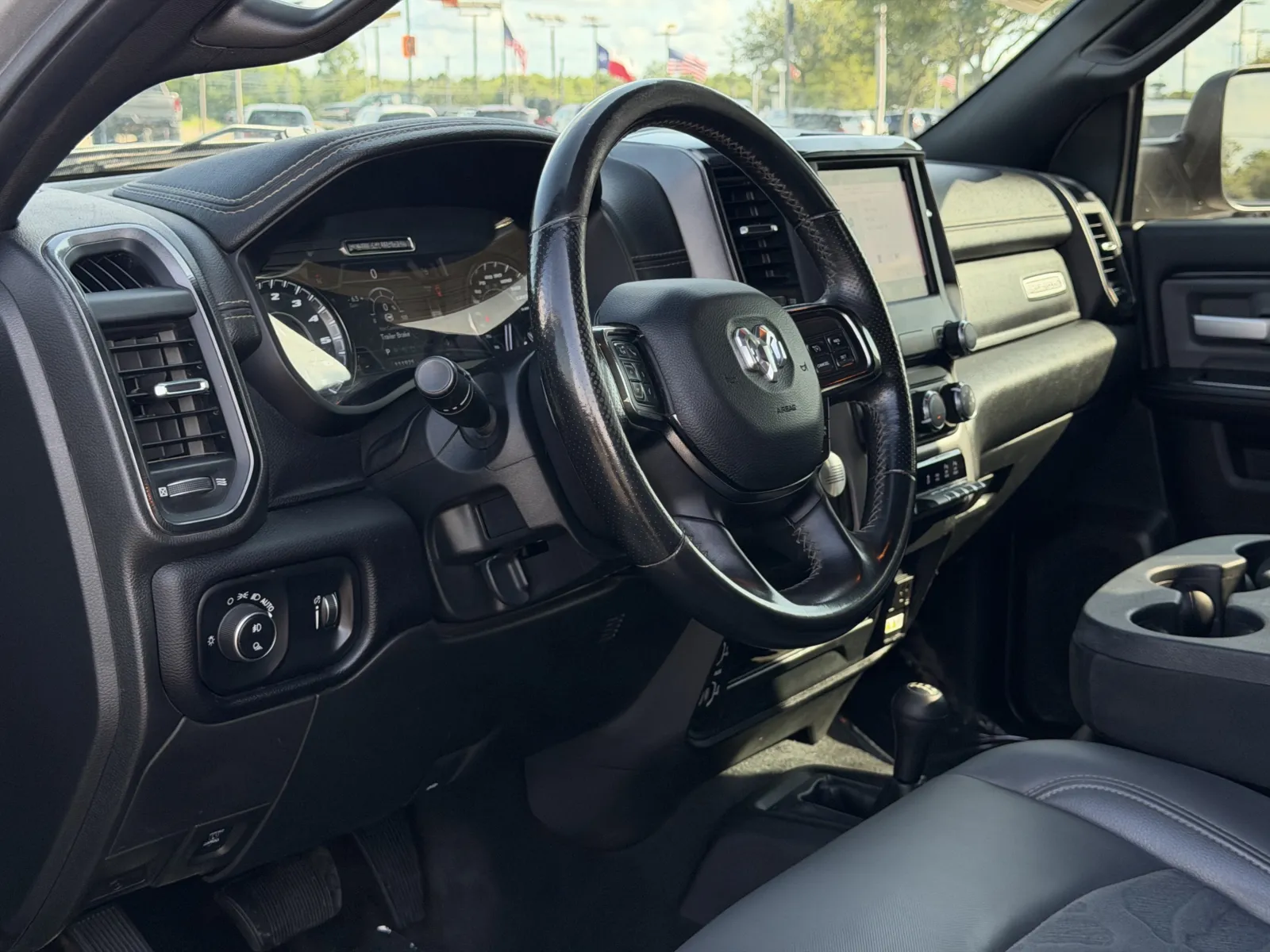 Ram 2500 photo 11
