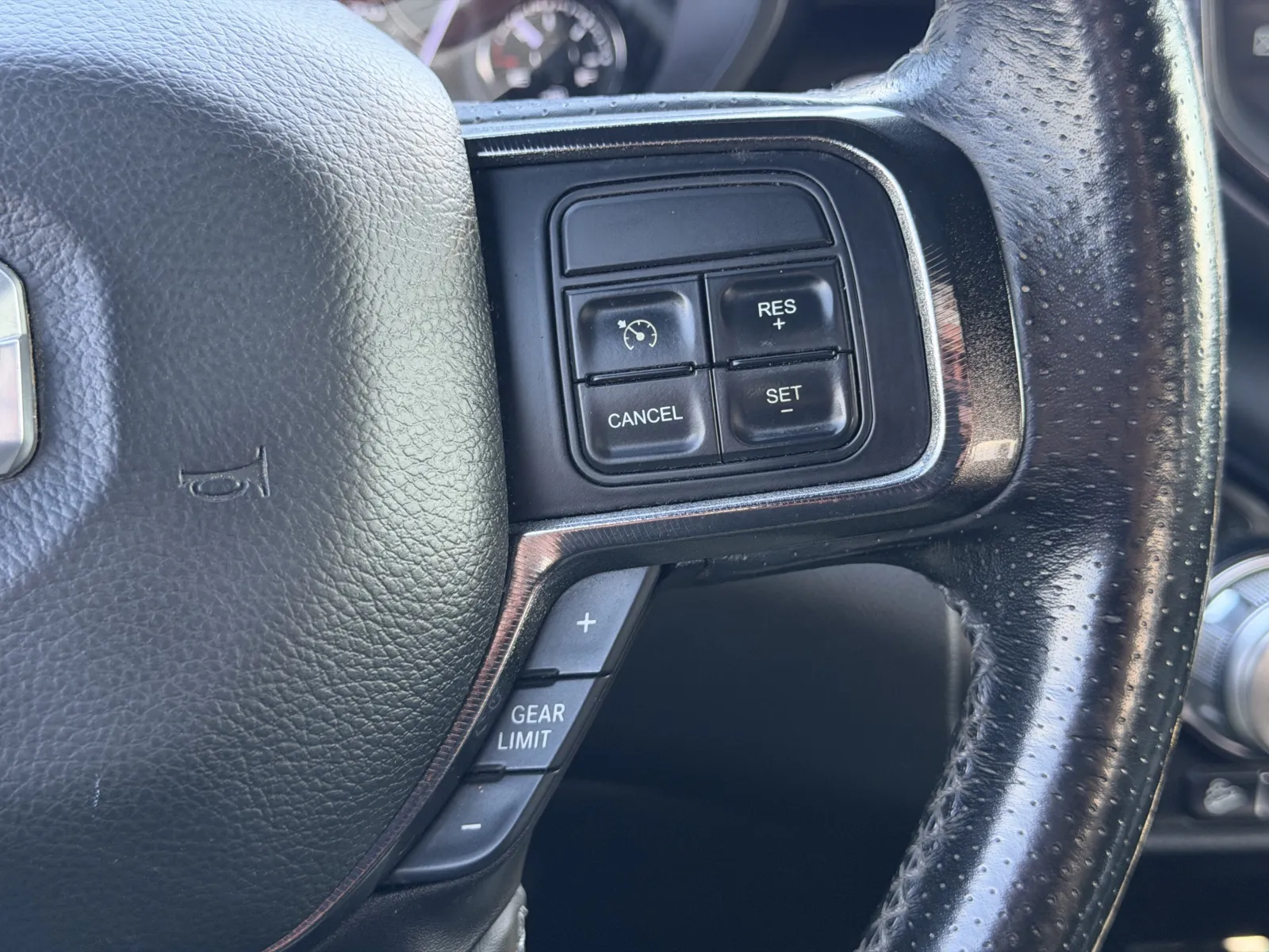 Ram 2500 photo 16