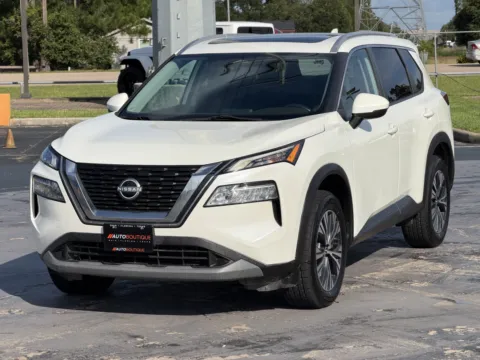 Another view of 2022 Nissan Rogue SV for sale in Alvin, TX at Auto Boutique Texas