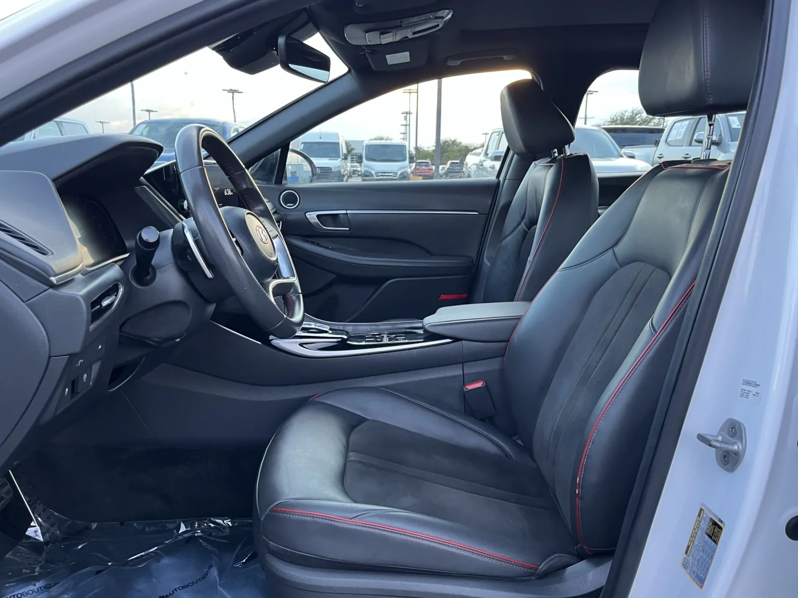 Hyundai Sonata photo 24