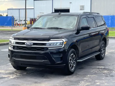 Another view of 2022 Ford Expedition Max XLT for sale in Alvin, TX at Auto Boutique Texas