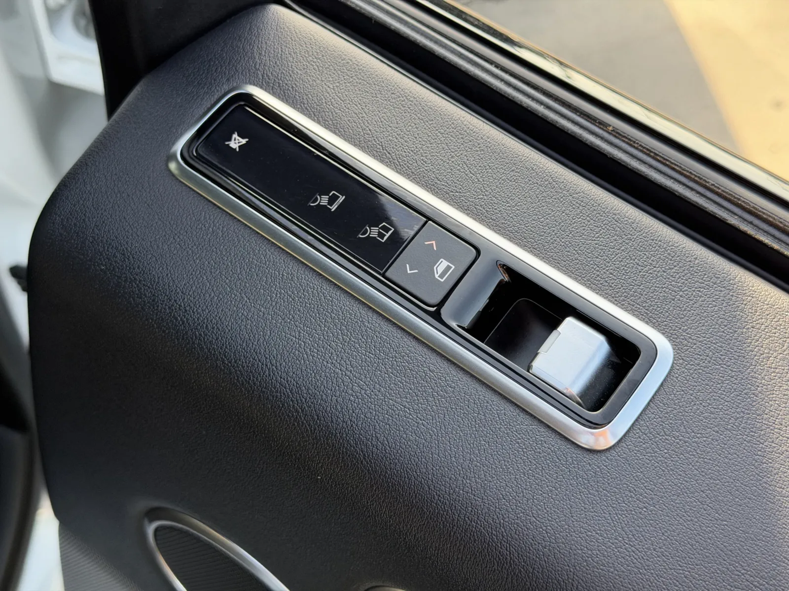 Land Rover Range Rover photo 25