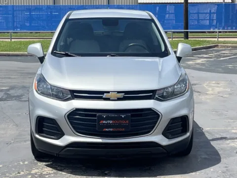 More photos of 2020 Chevrolet Trax LS at Auto Boutique Texas, TX