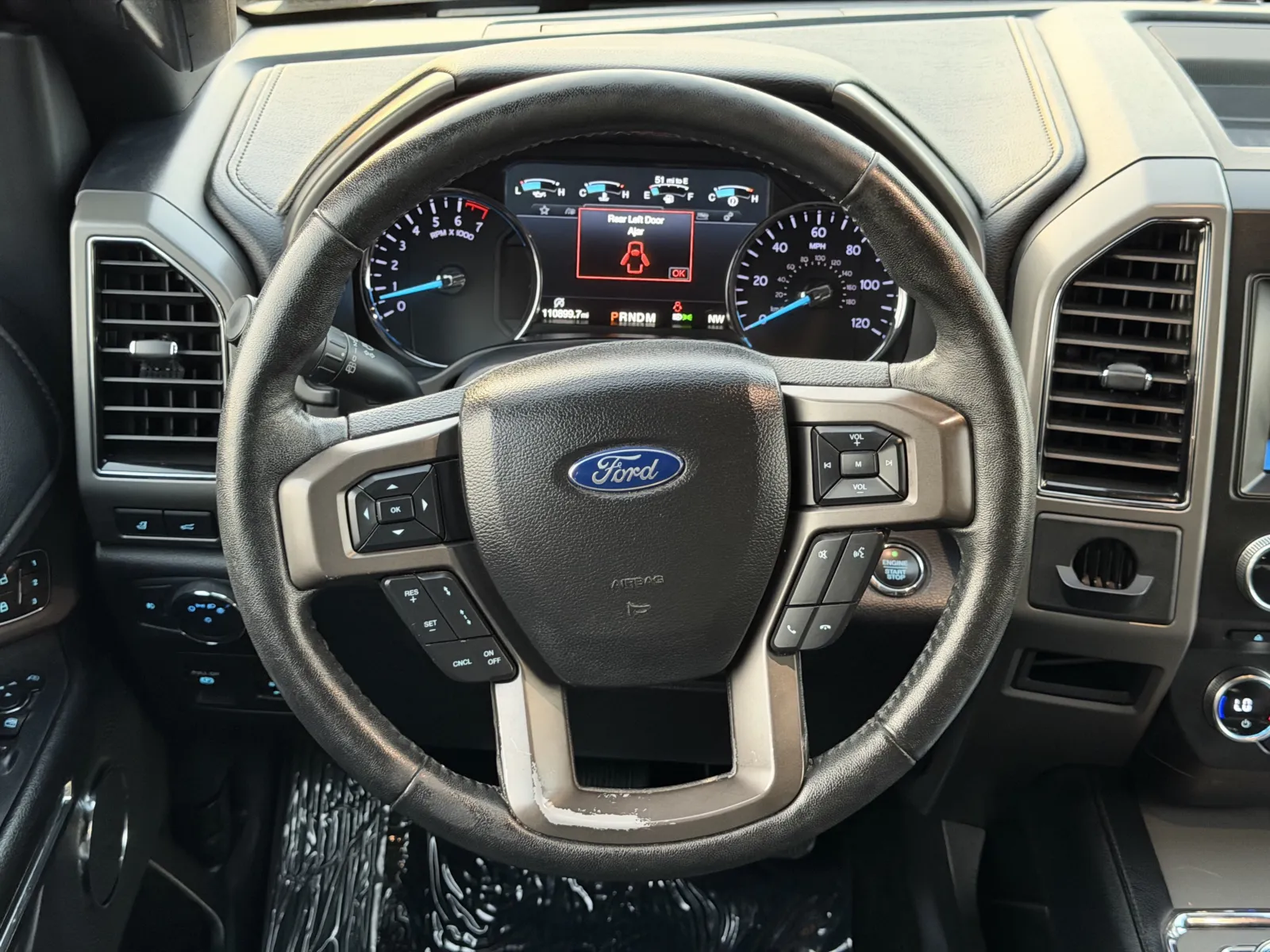Ford Expedition photo 15