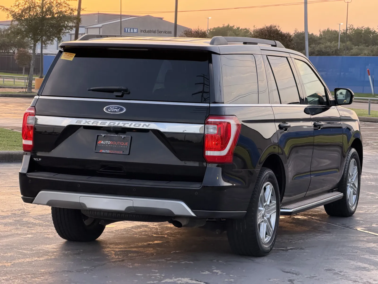 Ford Expedition photo 7