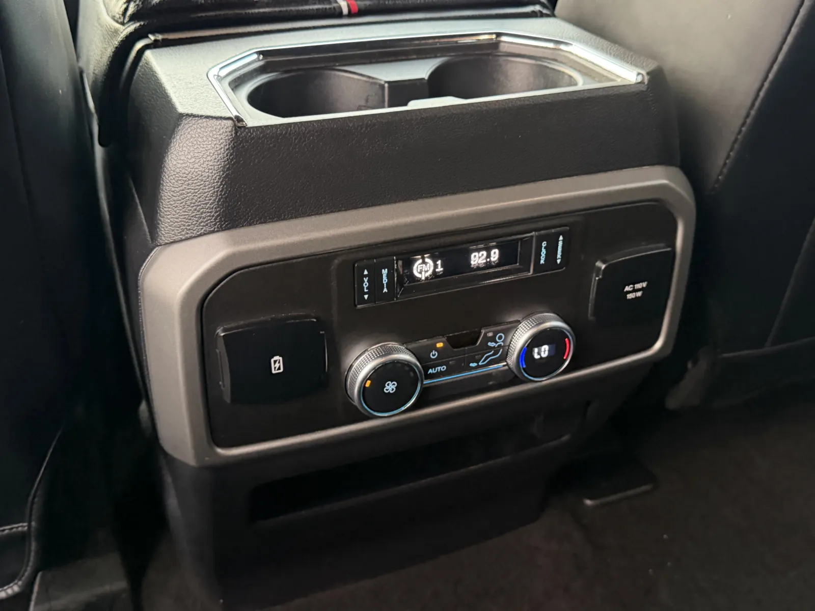 Ford Expedition photo 23