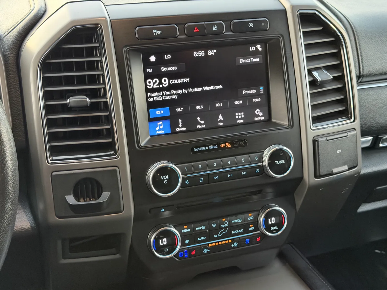 Ford Expedition photo 17