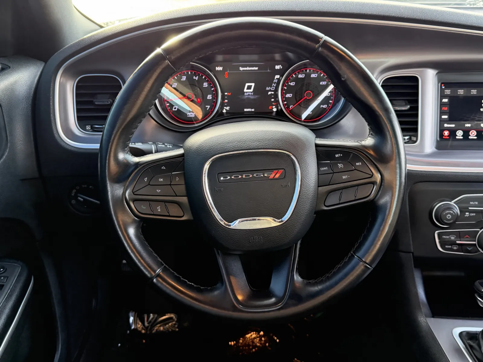 Dodge Charger photo 13