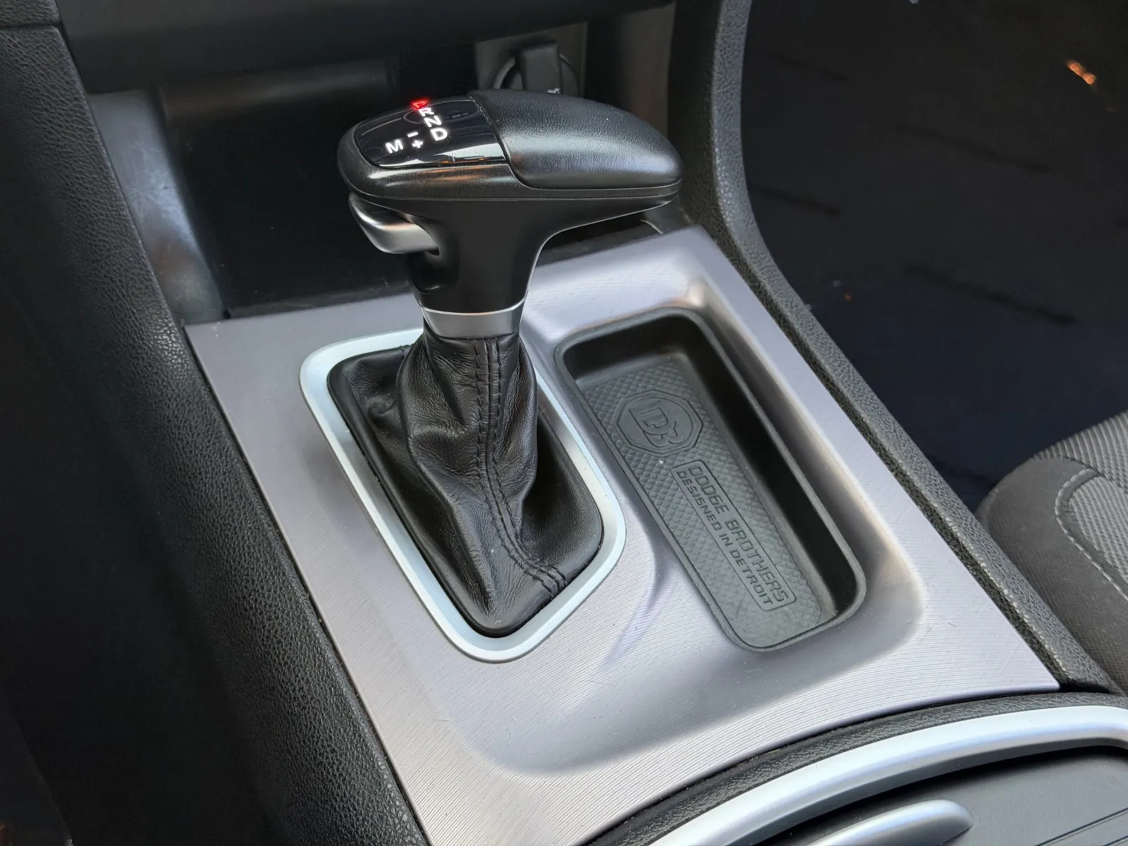 Dodge Charger photo 19