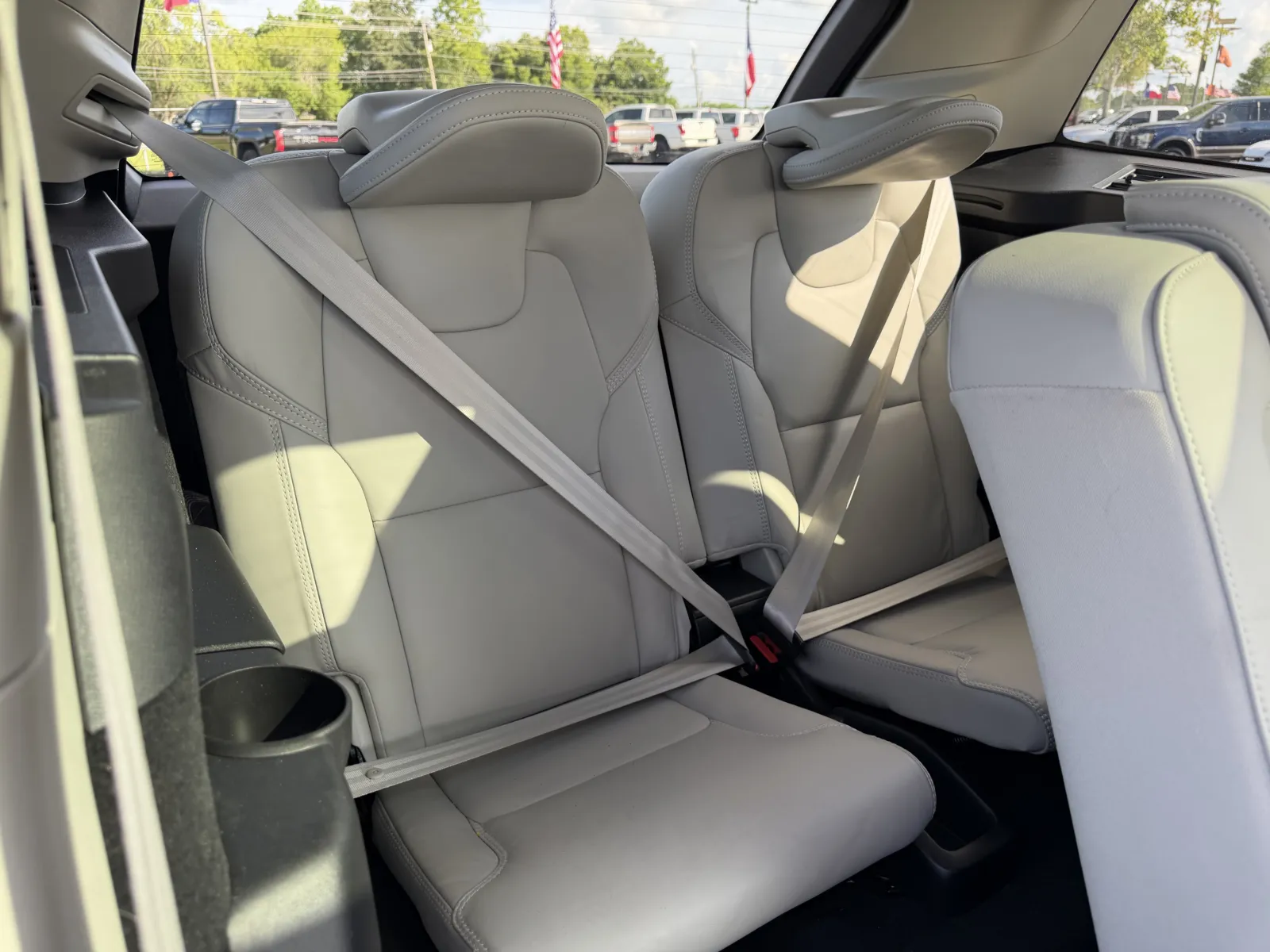Volvo XC90 photo 26