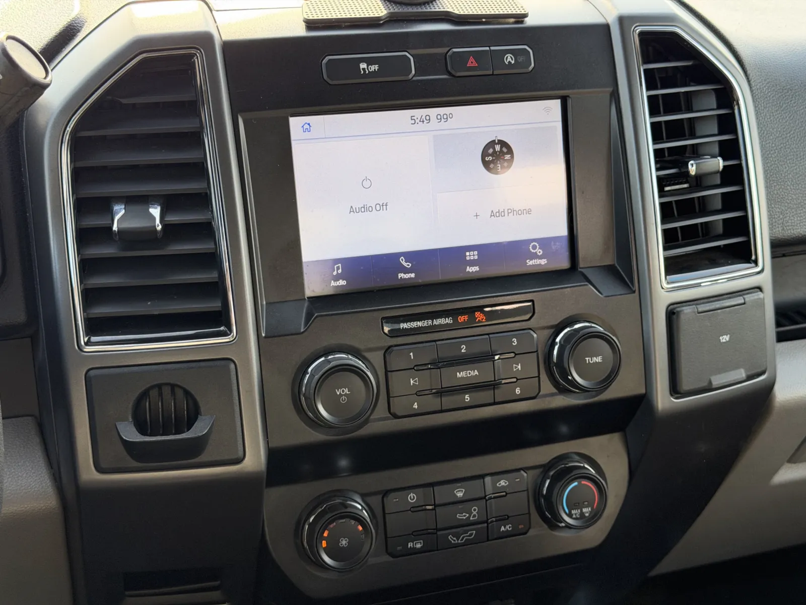 Ford F-150 photo 14