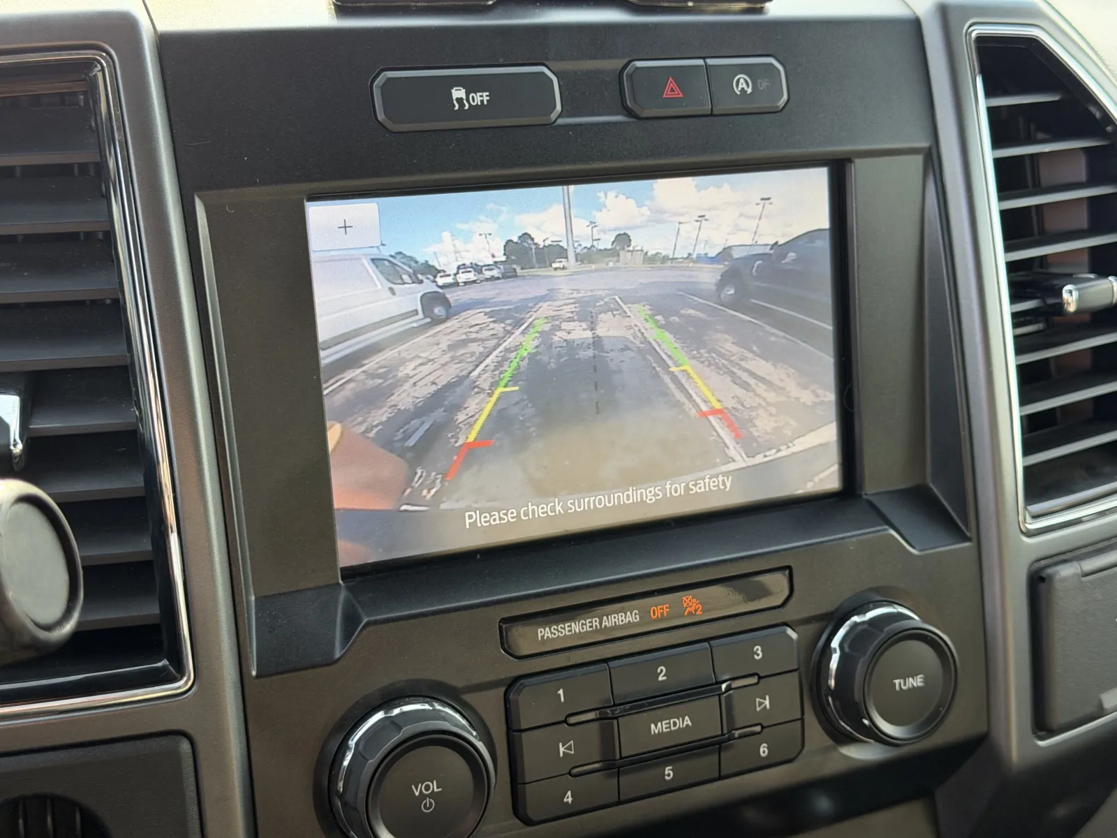Ford F-150 photo 16