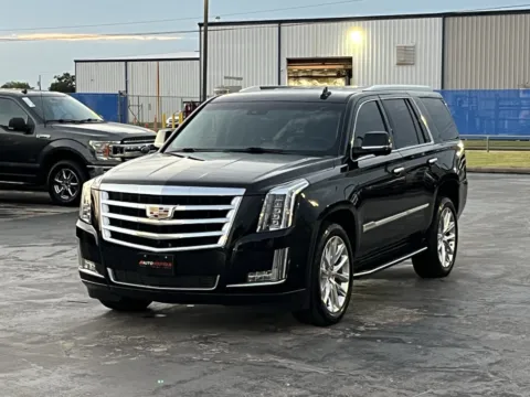 Photos of 2019 Cadillac Escalade Luxury for sale in Alvin, TX at Auto Boutique Texas