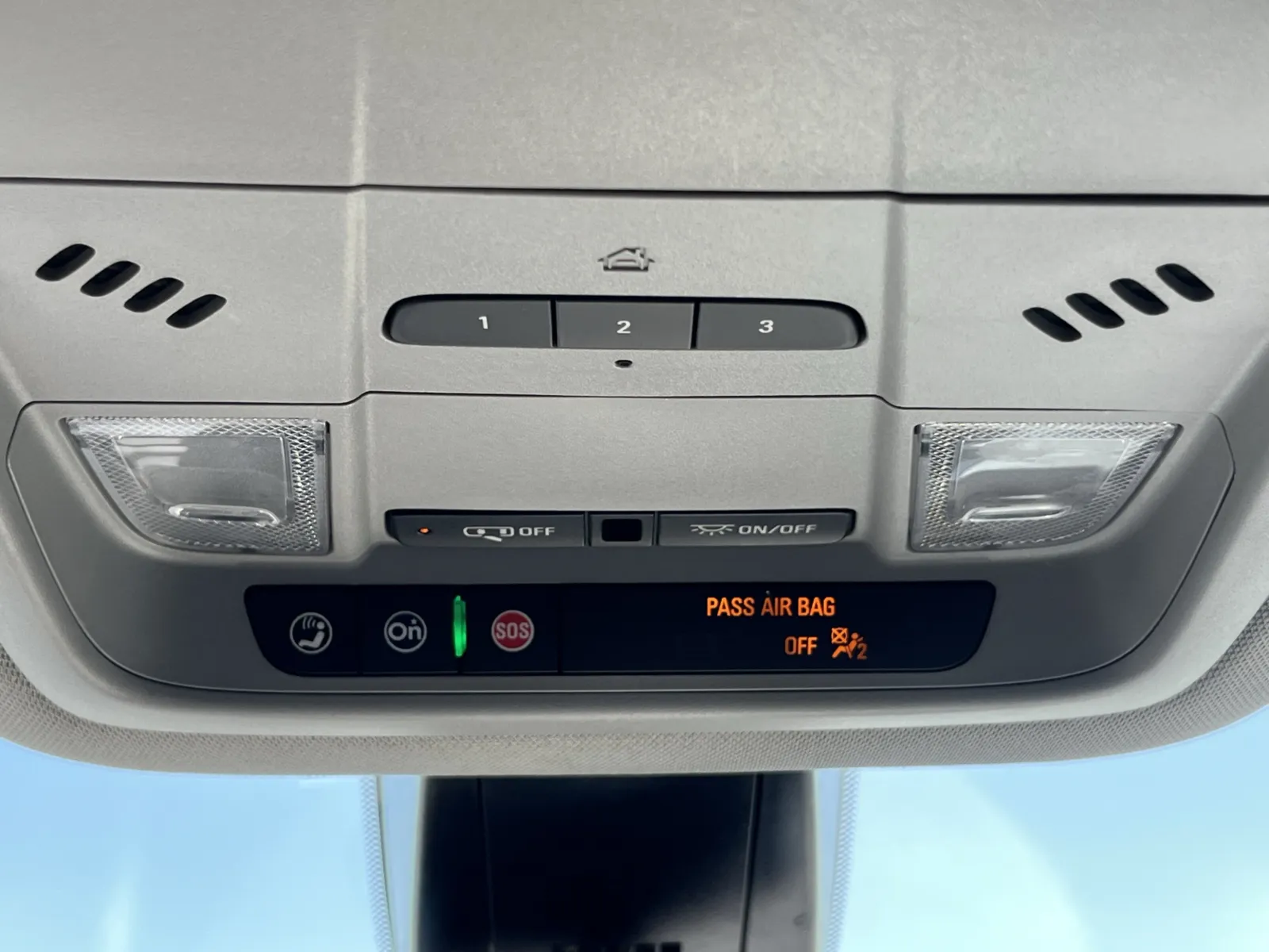 GMC Acadia photo 22