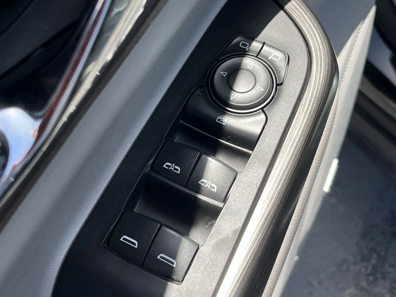 GMC Acadia photo 24