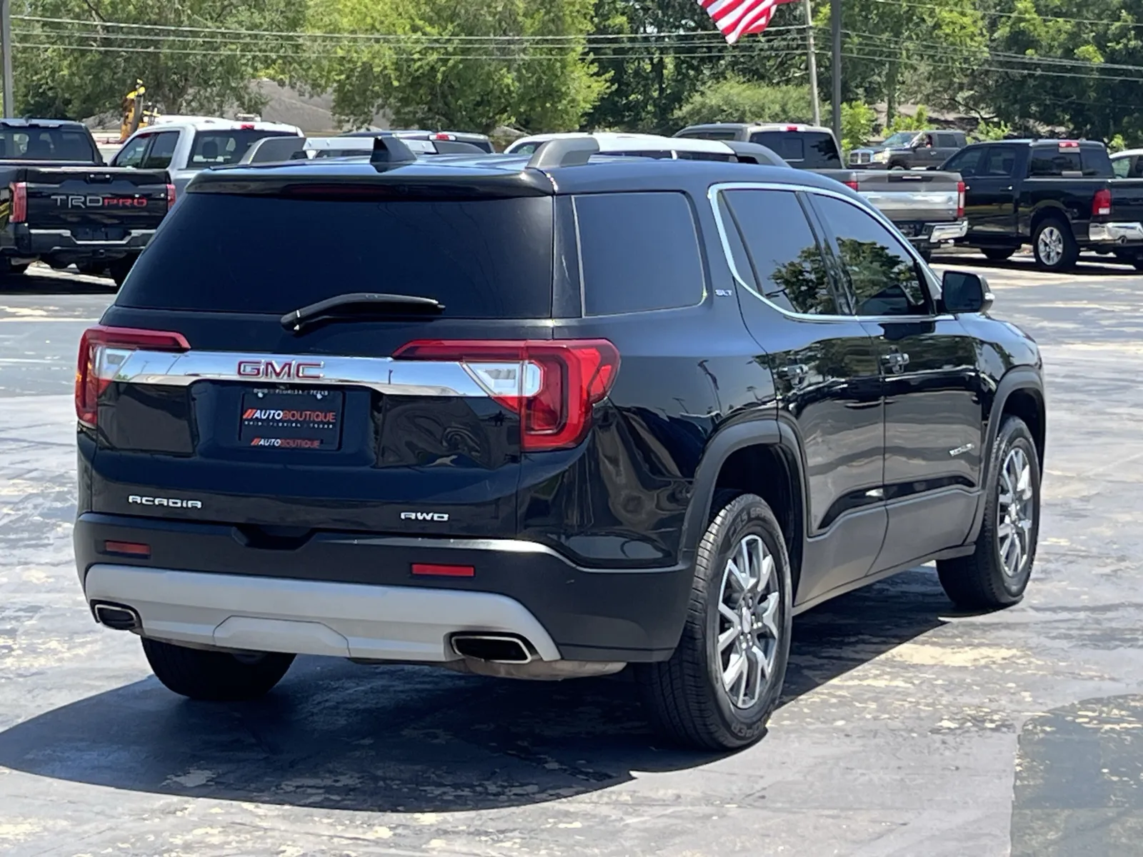 GMC Acadia photo 7