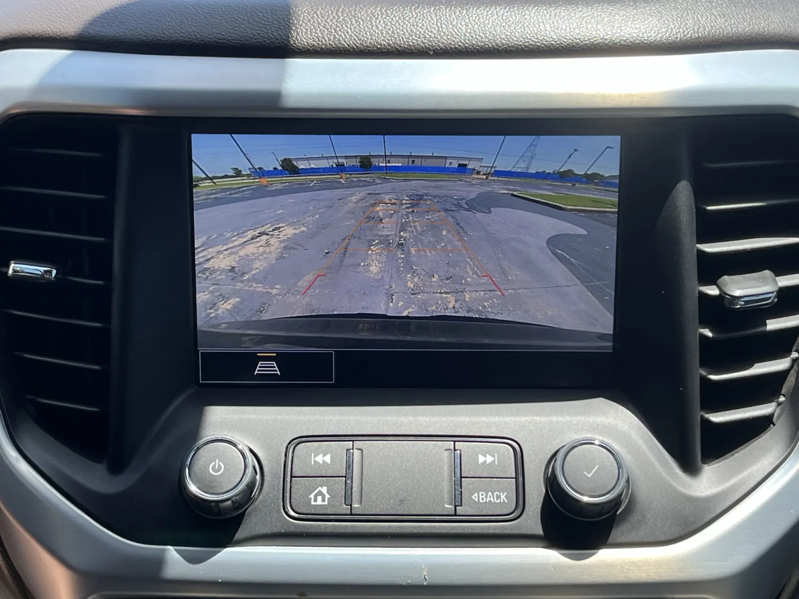 GMC Acadia photo 21