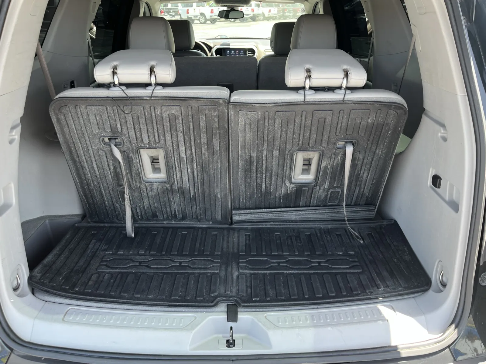 GMC Acadia photo 10