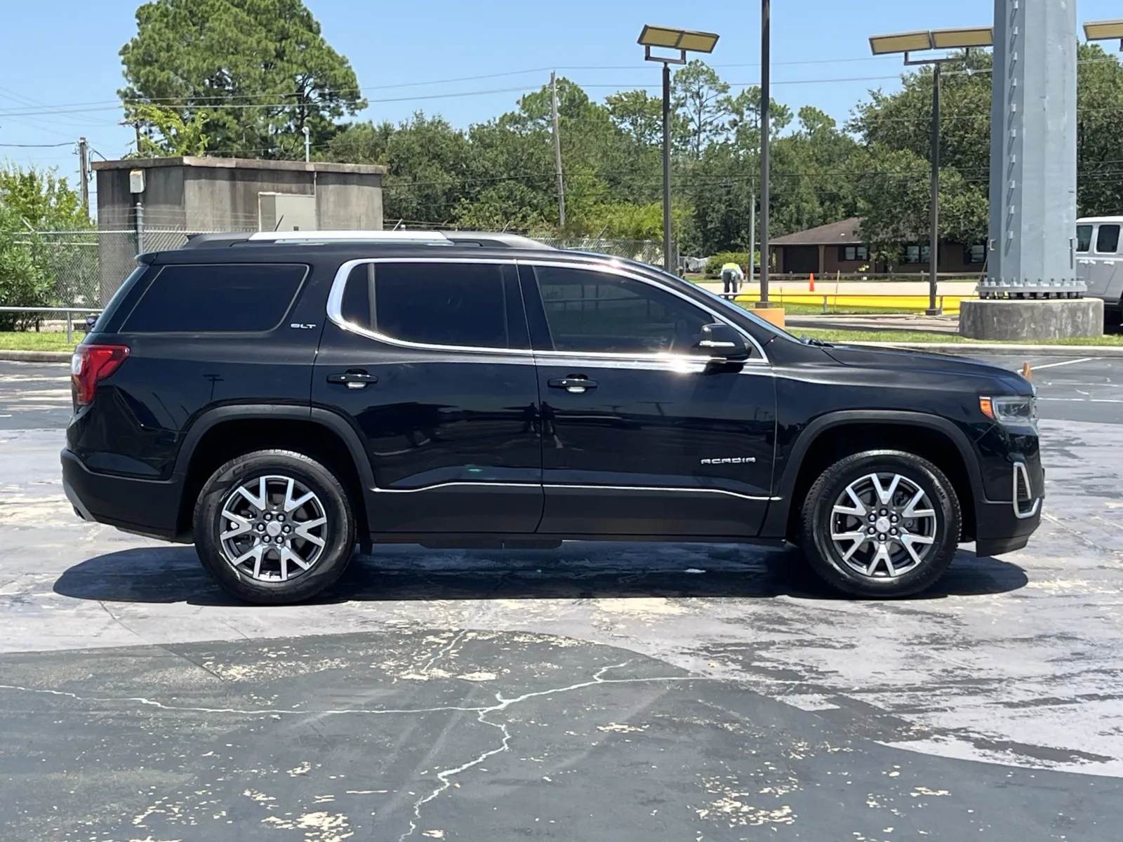 GMC Acadia photo 8