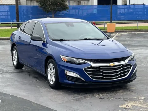 Photos of 2023 Chevrolet Malibu LS for sale in Alvin, TX at Auto Boutique Texas