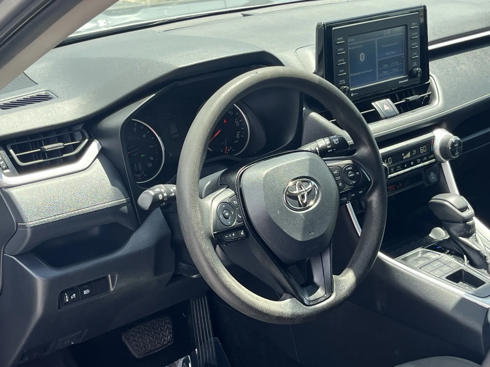 Toyota RAV4 photo 12