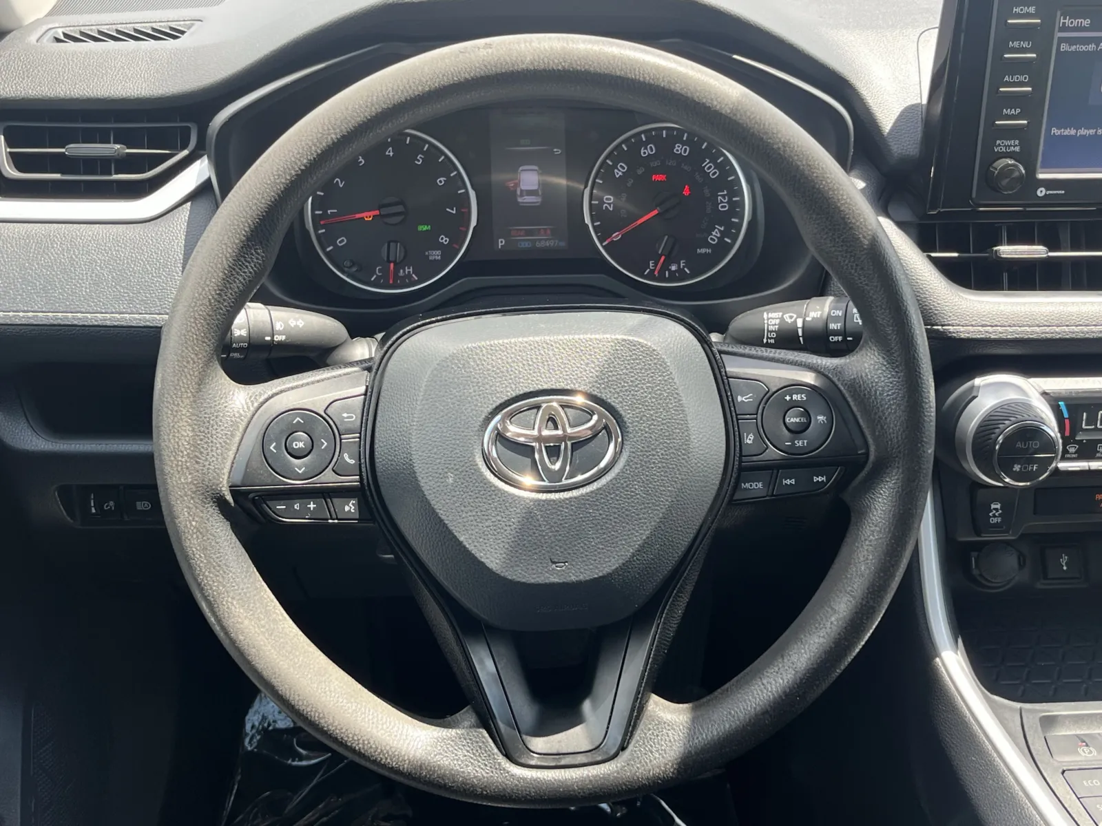 Toyota RAV4 photo 15