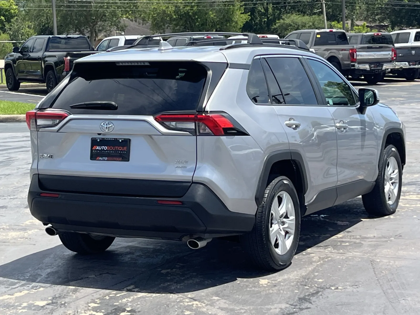 Toyota RAV4 photo 7