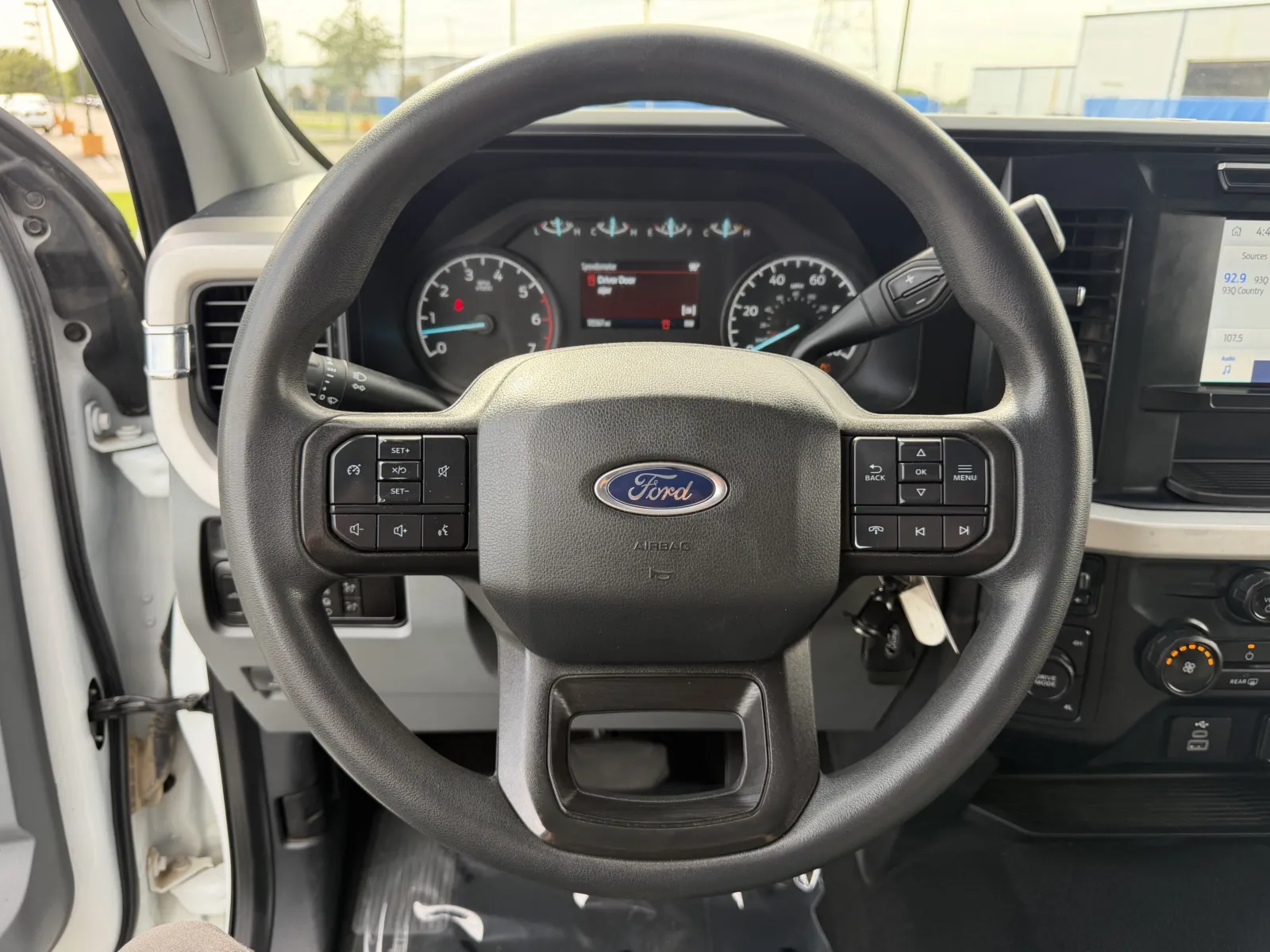 Ford F-250 photo 11