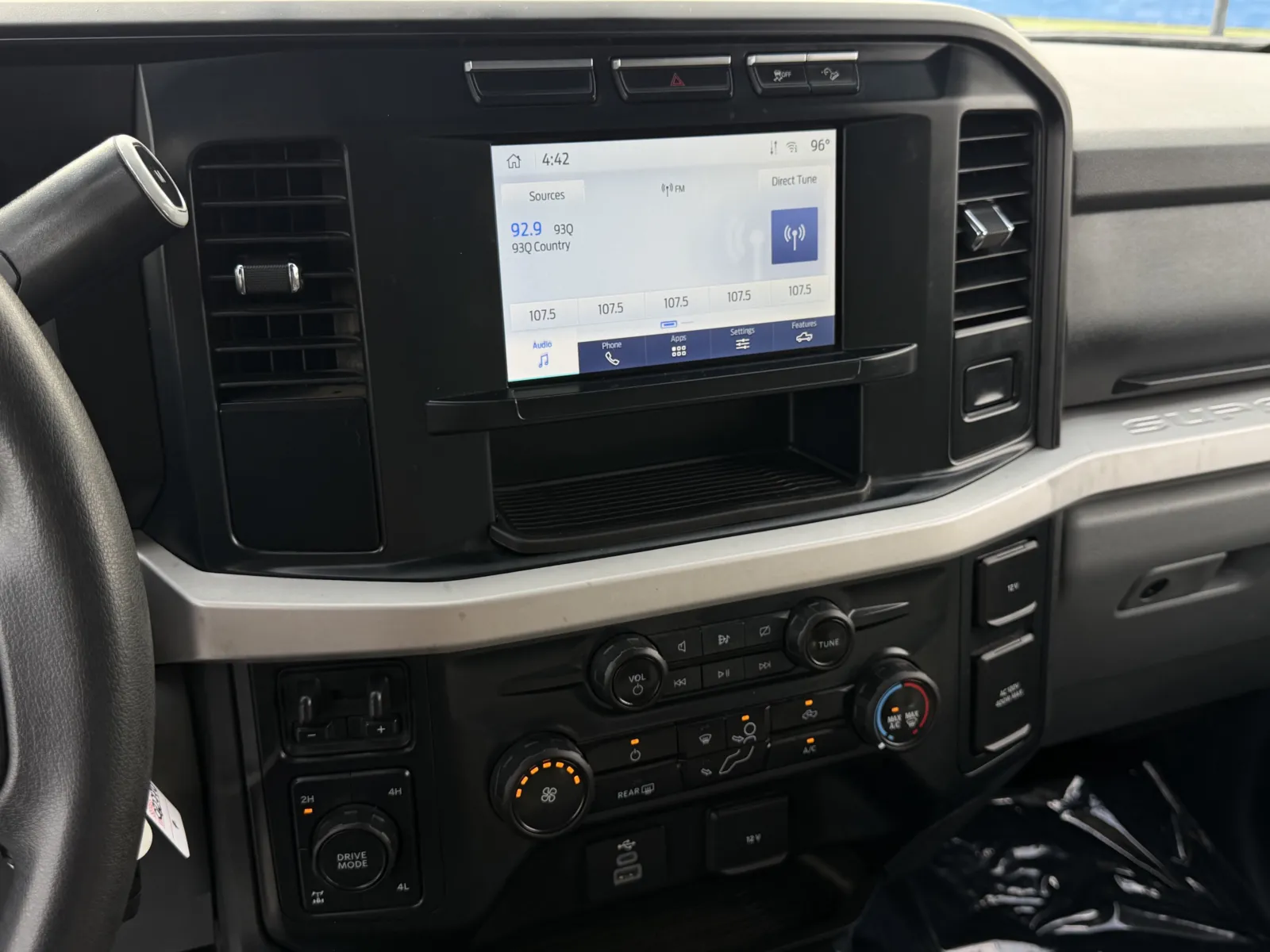 Ford F-250 photo 15
