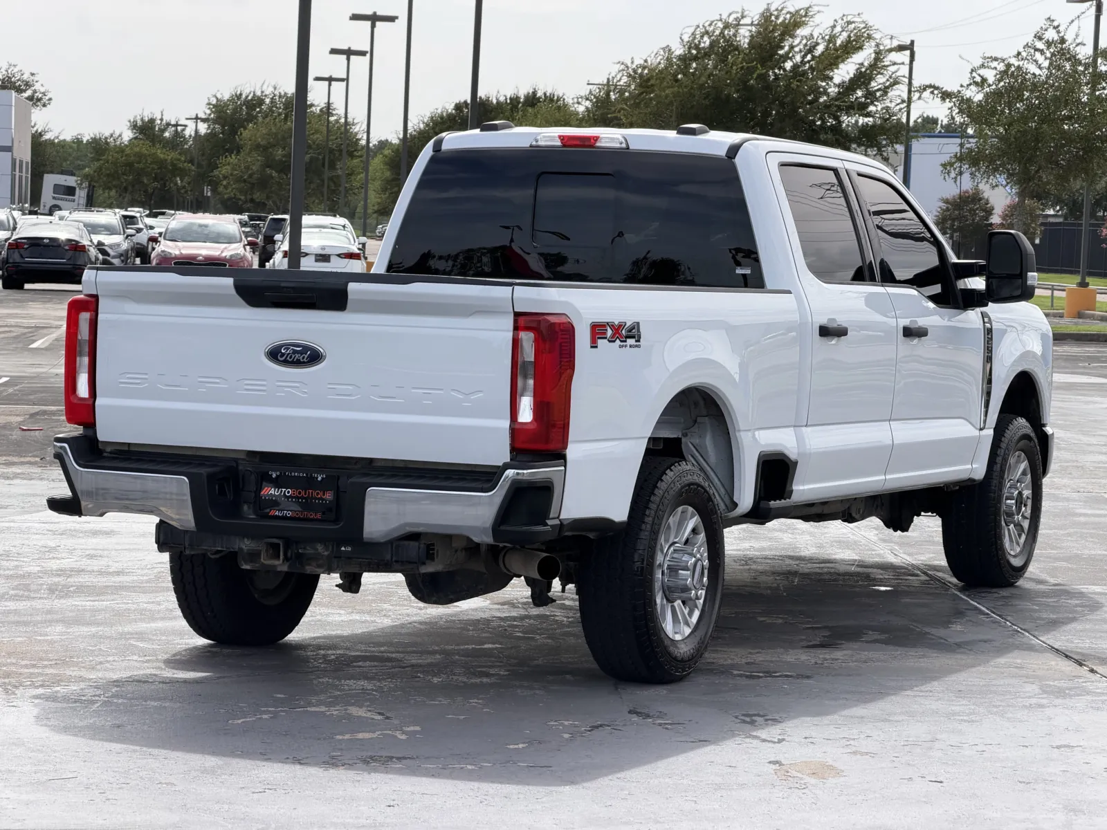 Ford F-250 photo 8
