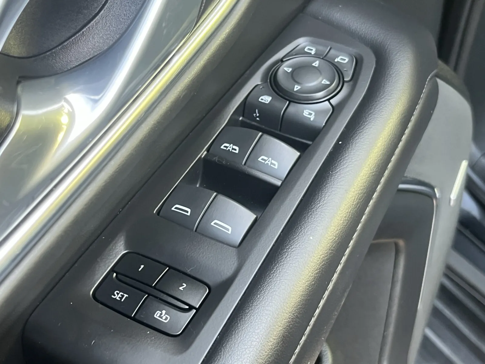 Chevrolet Tahoe photo 25