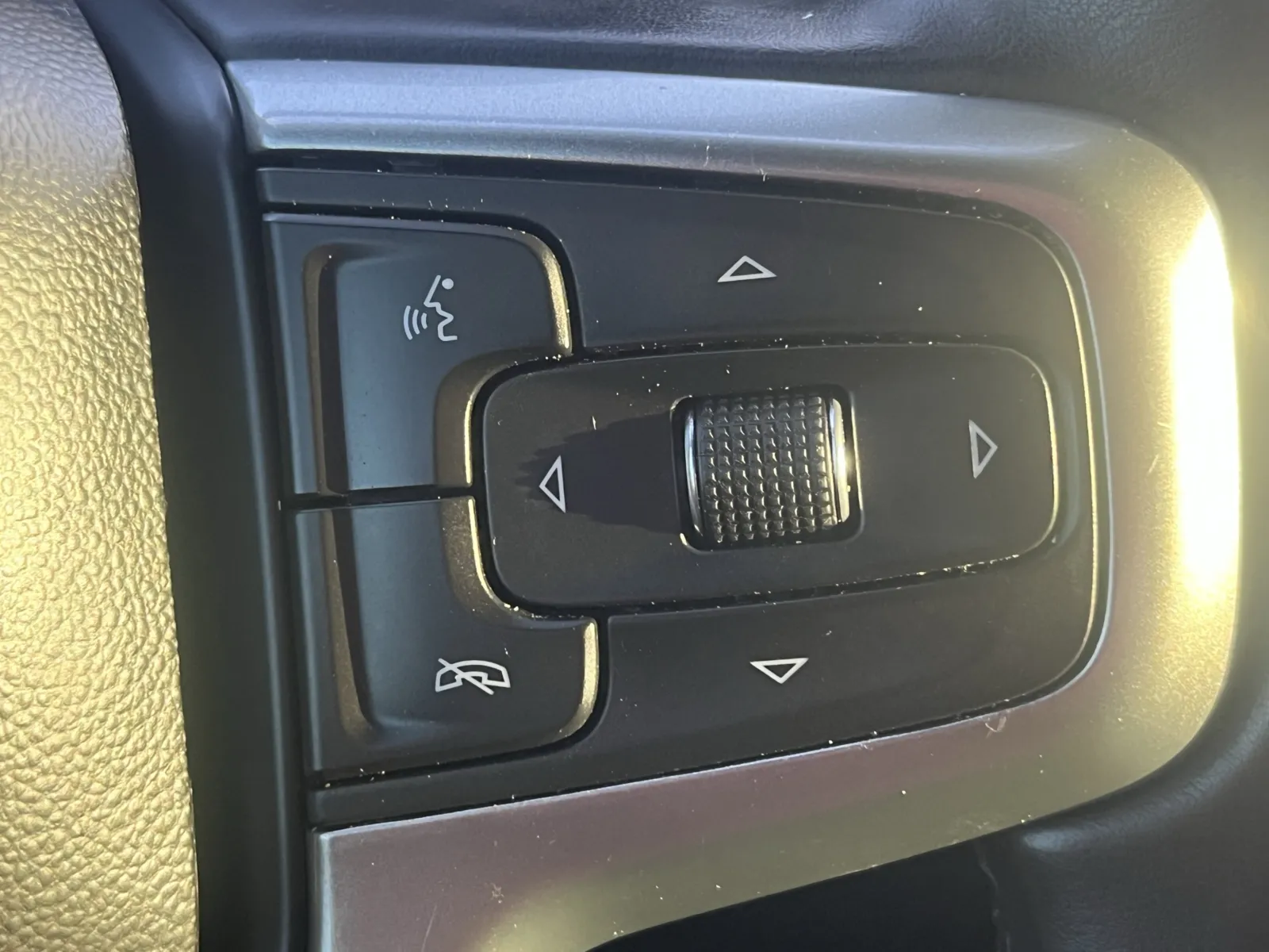Chevrolet Tahoe photo 18